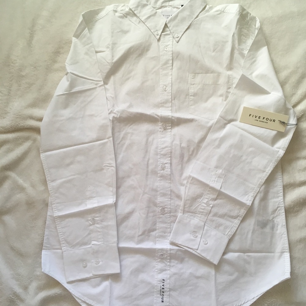 Button up shirt.